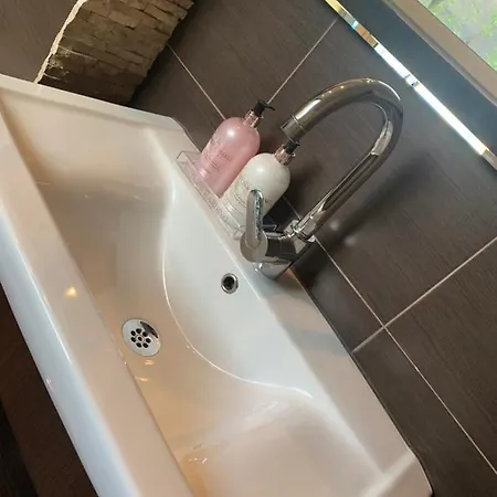 Sunshine World בית הארחה *