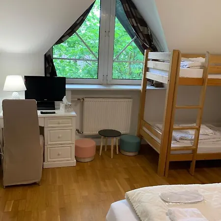 Sunshine World בית הארחה זקופאנה